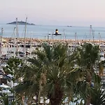 Face A La Bandol