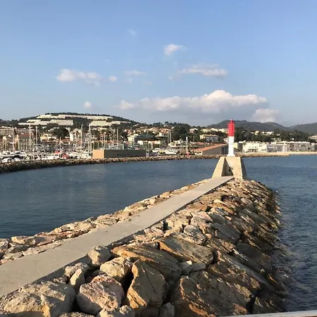 Face A La Bandol