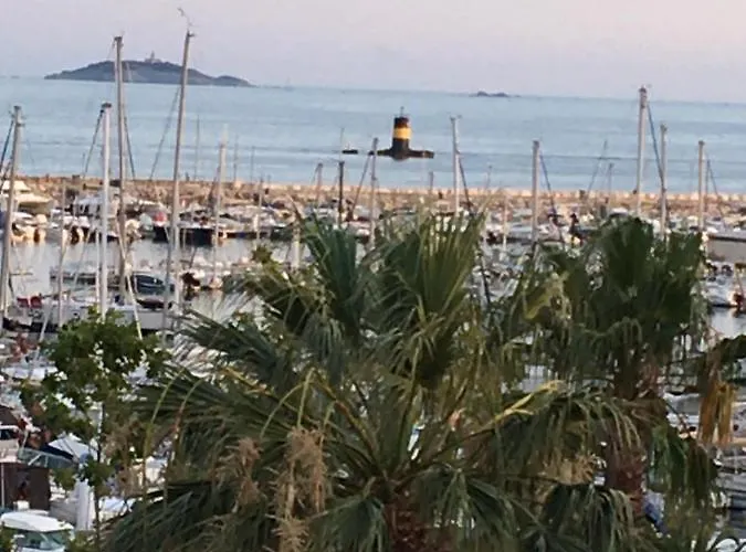 Face A La Bandol